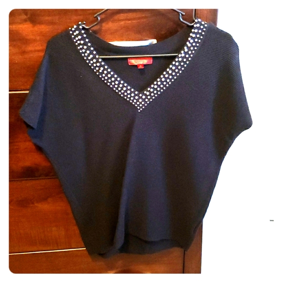 Jennifer Lopez Tops - 💥Black Top